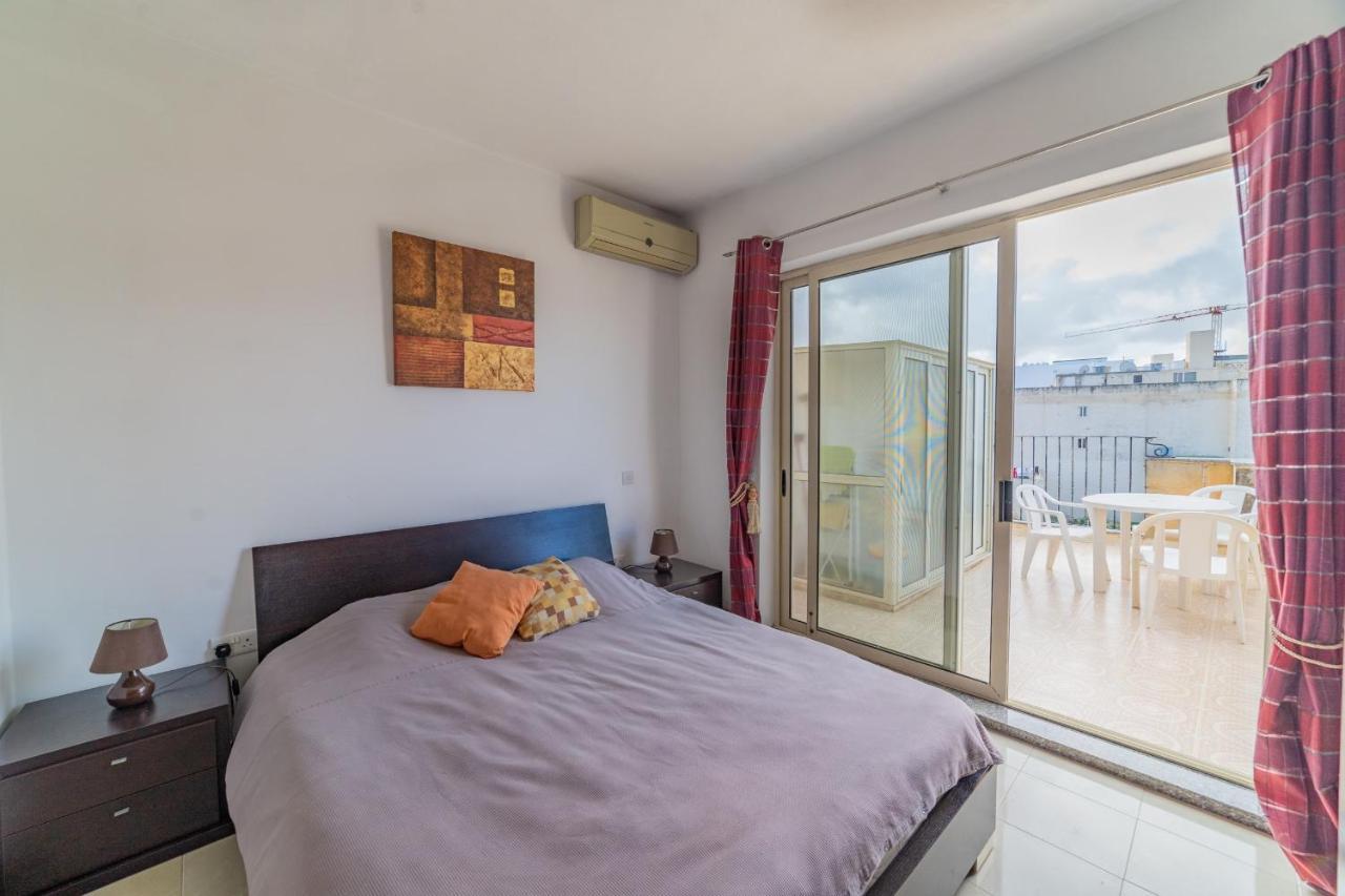 Amazing Views Of Spinola Bay In Heart Of Stjulians-Hosted By Sweetstay St. Julian's Exterior foto