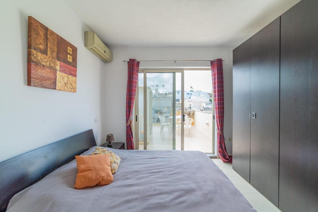 Amazing Views Of Spinola Bay In Heart Of Stjulians-Hosted By Sweetstay St. Julian's Exterior foto