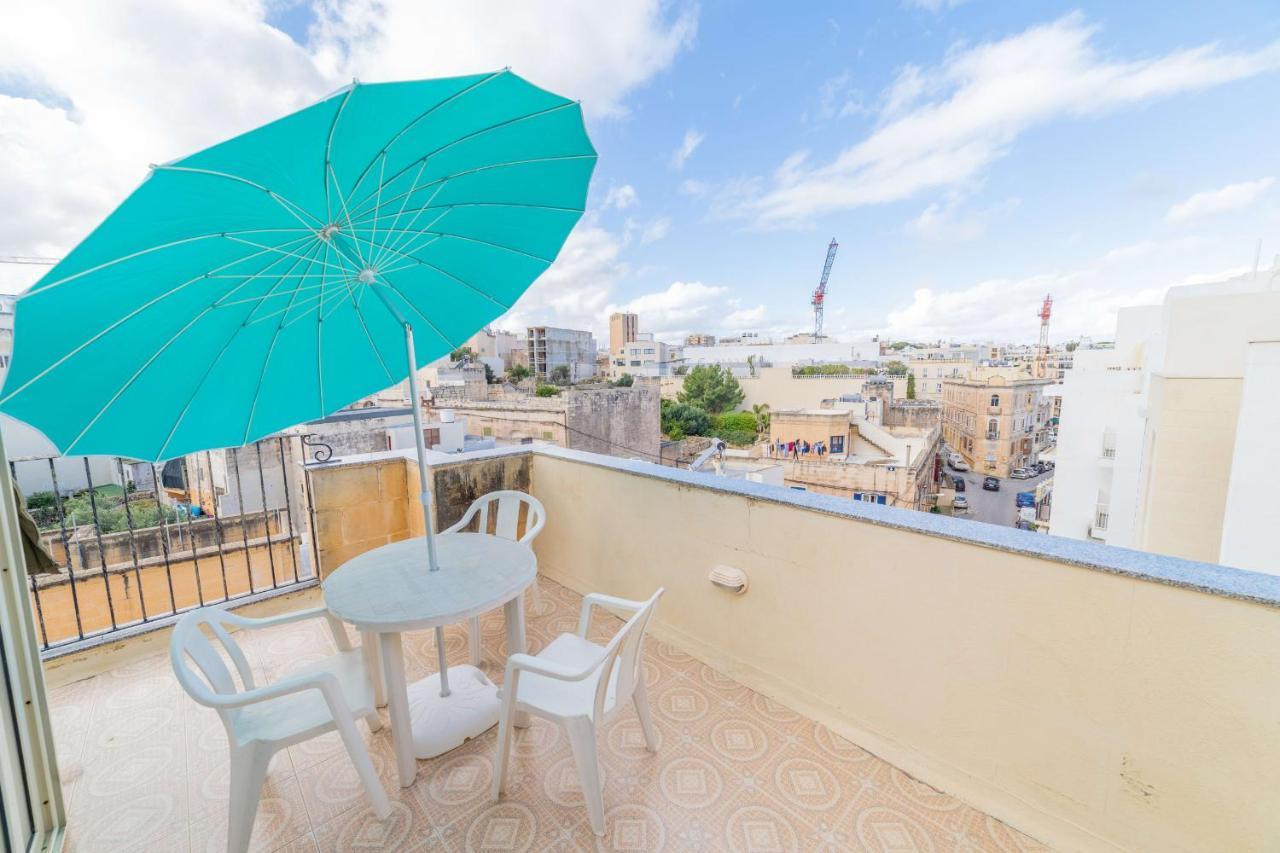 Amazing Views Of Spinola Bay In Heart Of Stjulians-Hosted By Sweetstay St. Julian's Exterior foto